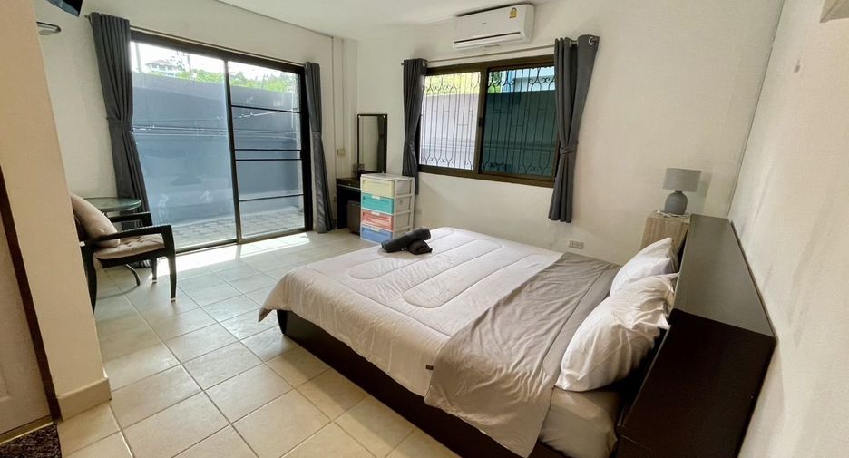 For rent 4 bedrooms villa in Ko Samui, Surat Thani
