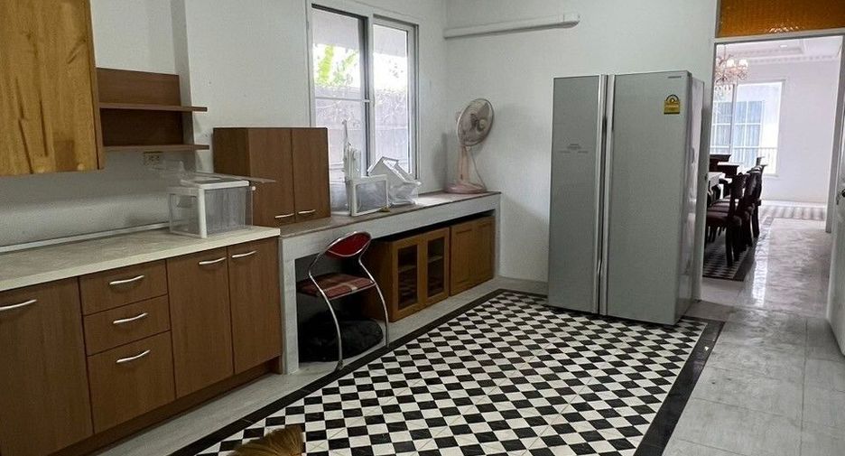 出租 20 卧室 酒店 在 Mueang Chiang Mai, Chiang Mai