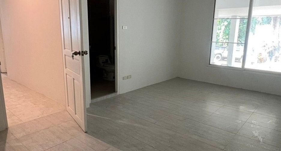 Hotel en alquiler de 20 habitaciones en Mueang Chiang Mai, Chiang Mai