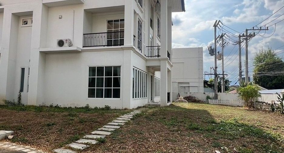 For rent 20 bedrooms hotel in Mueang Chiang Mai, Chiang Mai