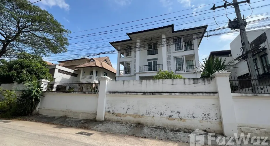 For rent 20 bedrooms hotel in Mueang Chiang Mai, Chiang Mai
