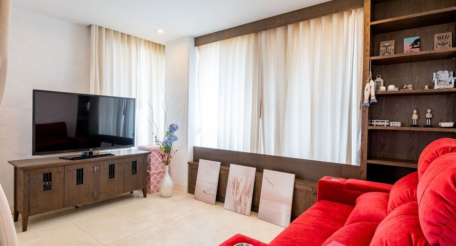 For rent 3 bedrooms condo in Hua Hin, Prachuap Khiri Khan