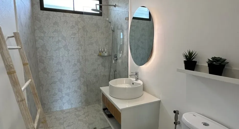 For sale 8 bedrooms villa in Doi Saket, Chiang Mai