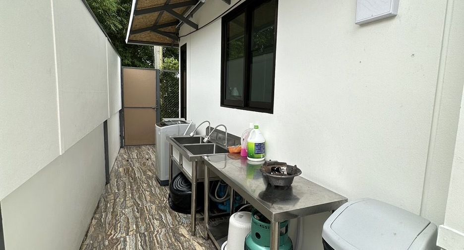 Villa zum Kauf mit 8 Zimmer in Doi Saket, Chiang Mai