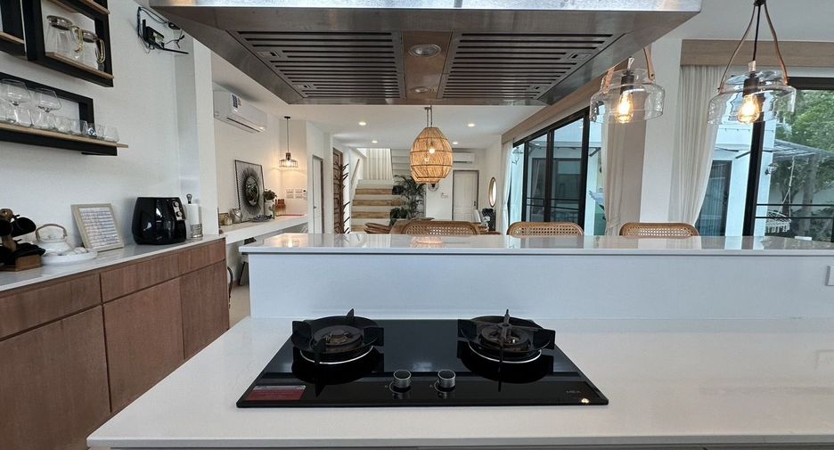 Villa zum Kauf mit 8 Zimmer in Doi Saket, Chiang Mai