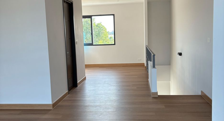 Reihenhaus zum Kauf mit 3 Zimmer in Prawet, Bangkok