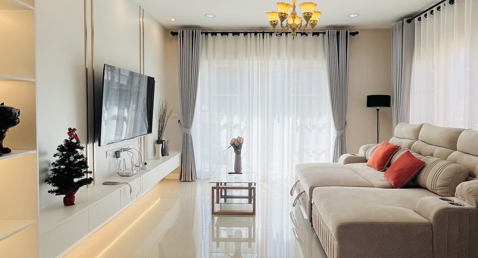 For rent 3 bedrooms house in San Sai, Chiang Mai