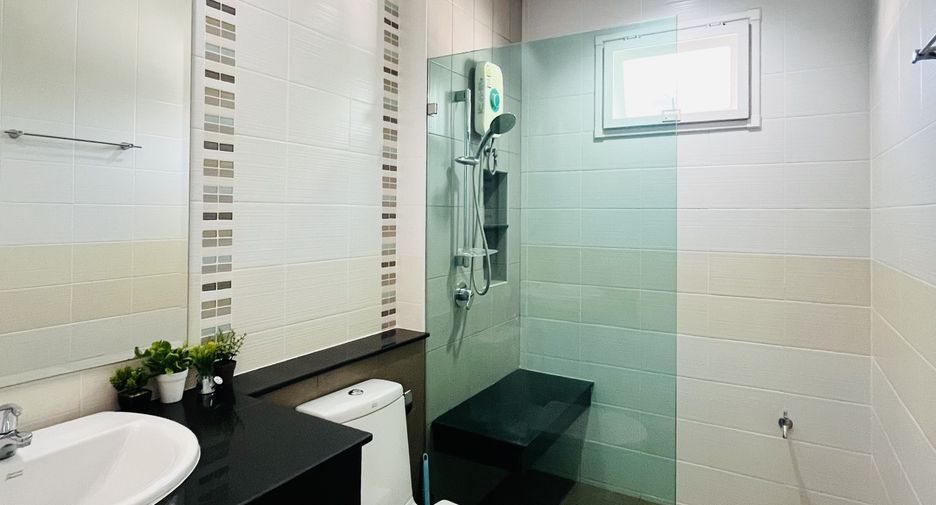 For rent 3 bedrooms house in San Sai, Chiang Mai
