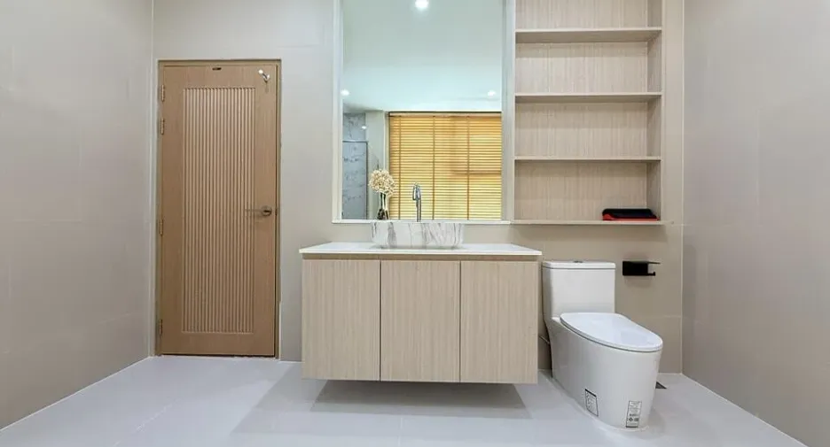 For rent 4 bedrooms villa in Hang Dong, Chiang Mai