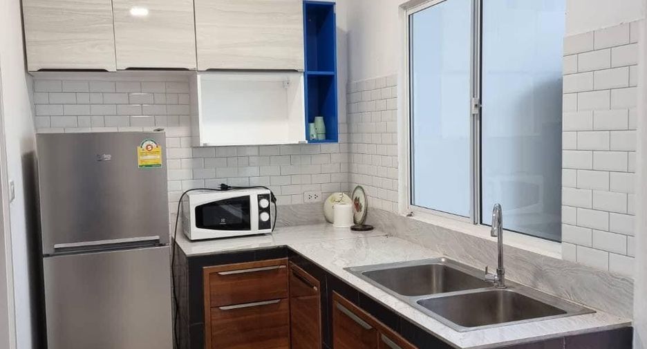 For sale 3 bedrooms townhouse in Mueang Chiang Mai, Chiang Mai