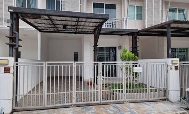 For sale 3 bedrooms townhouse in Mueang Chiang Mai, Chiang Mai