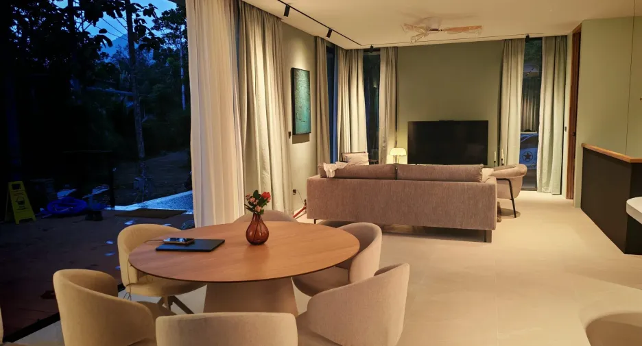 For sale 4 bedrooms villa in Ko Pha-ngan, Surat Thani