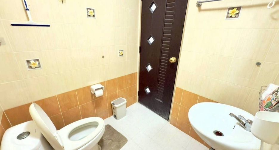 For sale 2 ベッドルーム house in Bang Lamung, Chonburi
