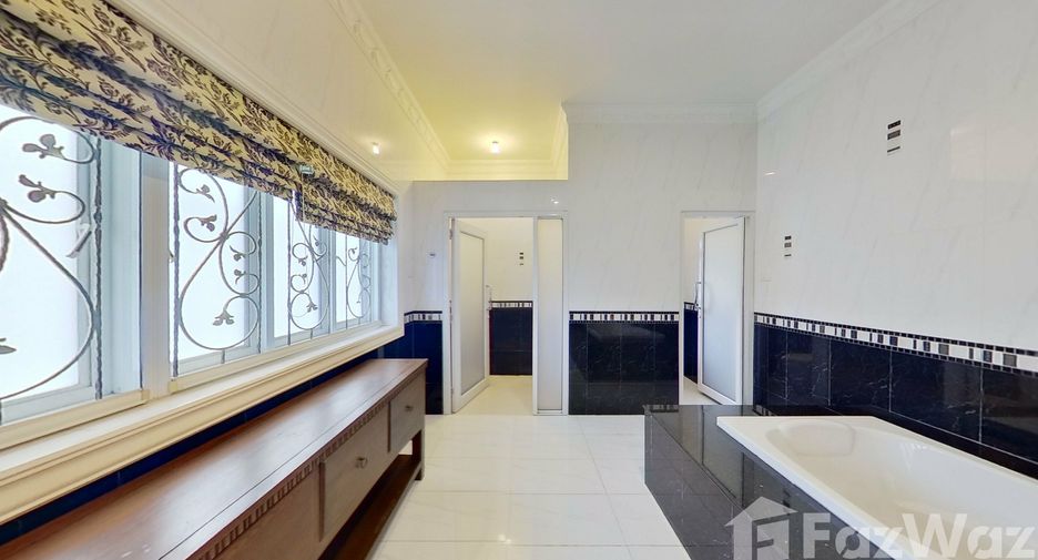 À vendre 4 chambres maison à Hang Dong, Chiang Mai