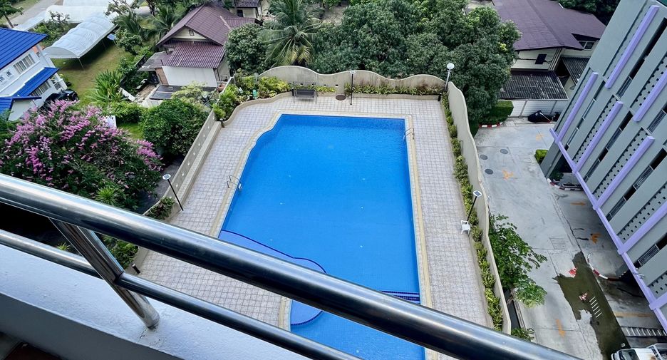 For sale and for rent 2 bedrooms condo in Si Racha, Chonburi