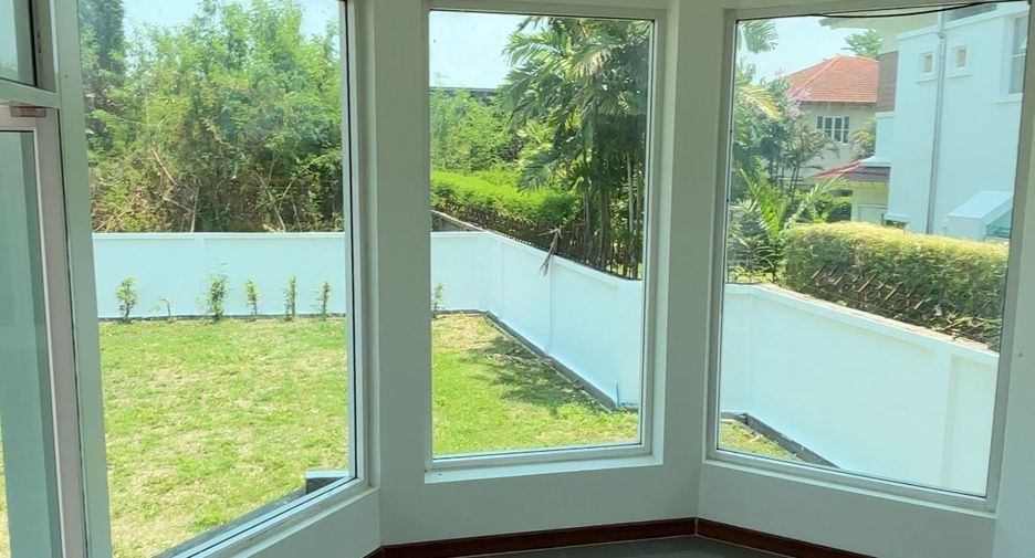 Casa en alquiler de 3 habitaciones en Hang Dong, Chiang Mai