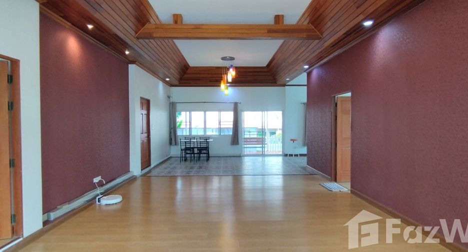 Casa en alquiler de 3 habitaciones en Hang Dong, Chiang Mai