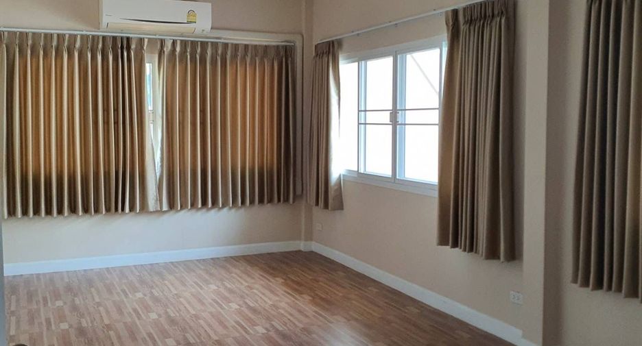 Casa en alquiler de 3 habitaciones en Mueang Chiang Mai, Chiang Mai