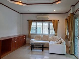 For rent 3 ベッドルーム house in San Kamphaeng, Chiang Mai