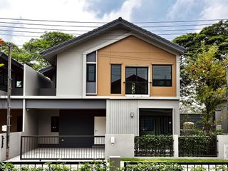 For Rent 4 Bedroom House In Mueang Chiang Mai