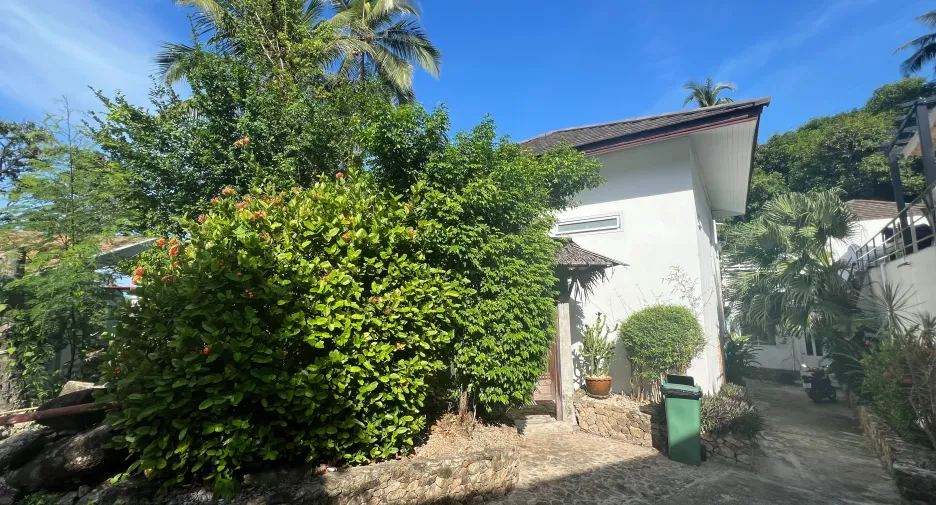 For sale 3 bedrooms villa in Ko Samui, Surat Thani