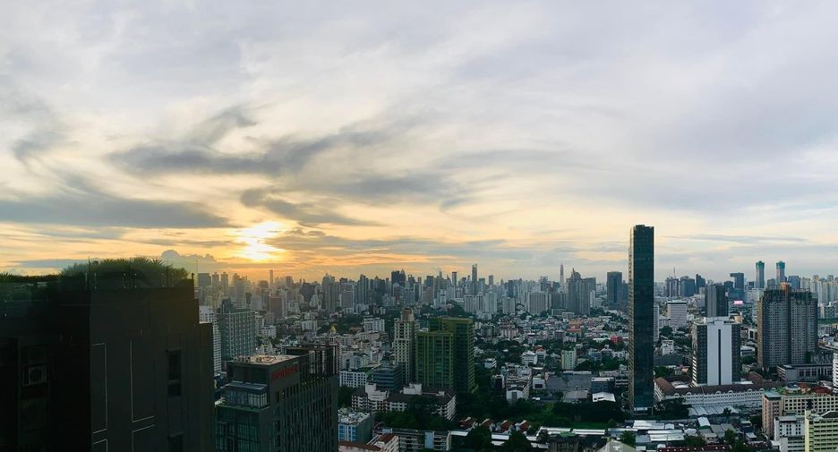 Condo en venta y en alquiler de 1 habitaciones en Watthana, Bangkok