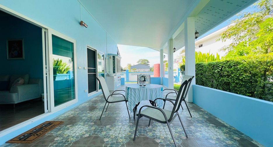 For rent 3 bedrooms house in Mueang Chiang Mai, Chiang Mai
