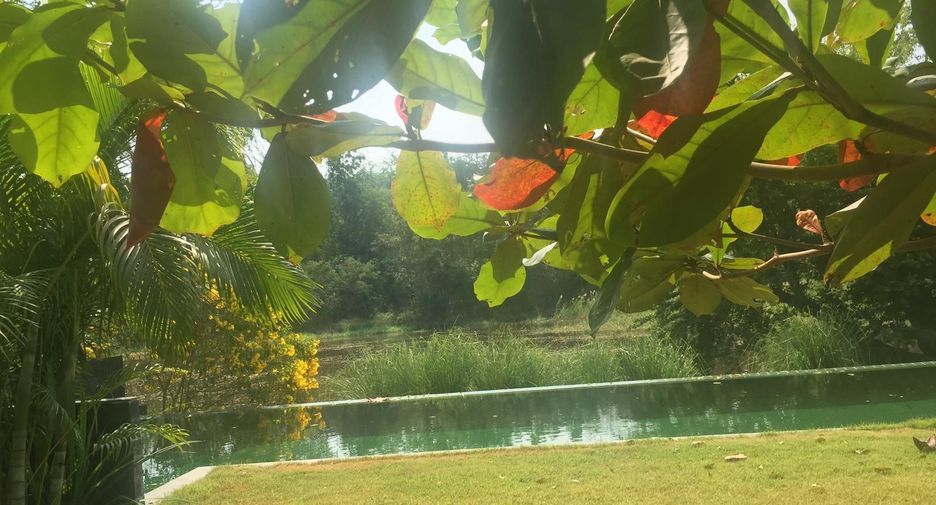 For sale 3 bedrooms villa in Cha Am, Phetchaburi
