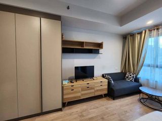 For sale and for rent studio condo in Huai Khwang, Bangkok