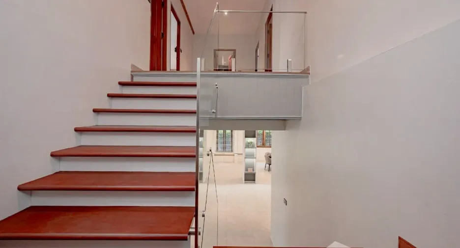 Haus zum Kauf und zur Miete mit 6 Zimmer in Phra Khanong, Bangkok