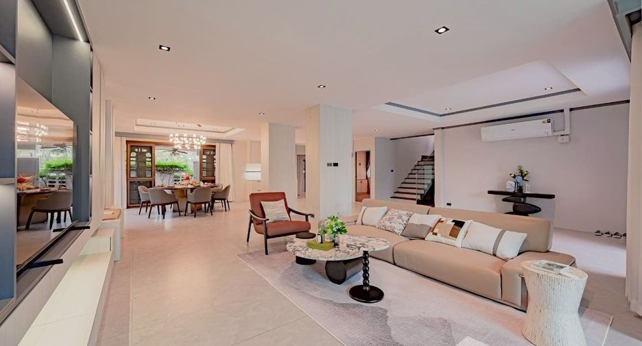 Casa en venta y en alquiler de 6 habitaciones en Phra Khanong, Bangkok