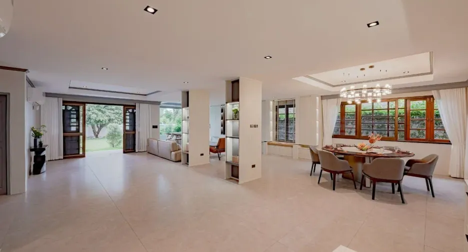 Haus zum Kauf und zur Miete mit 6 Zimmer in Phra Khanong, Bangkok