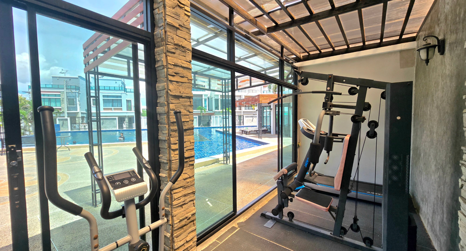 For rent 4 bedrooms villa in Cha Am, Phetchaburi