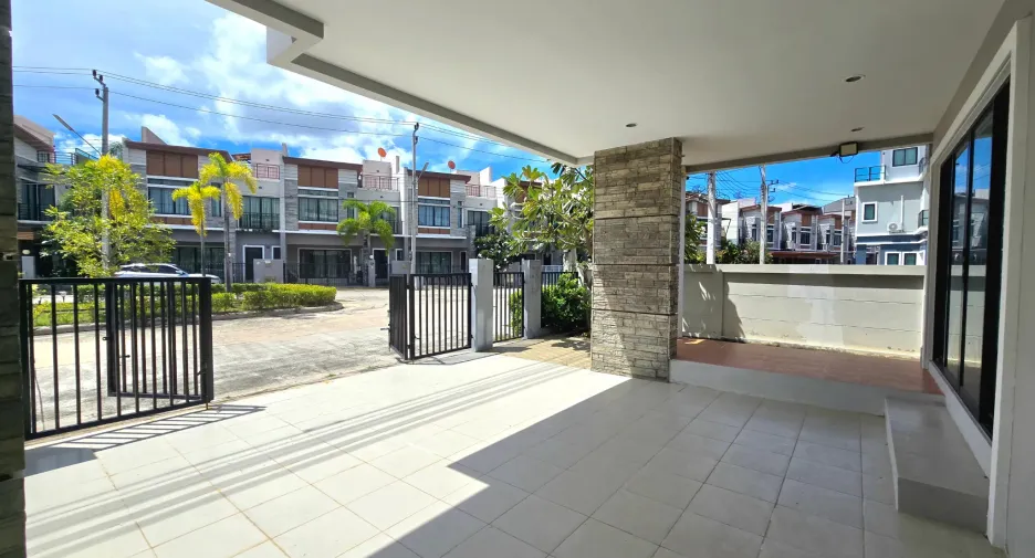 For rent 4 bedrooms villa in Cha Am, Phetchaburi