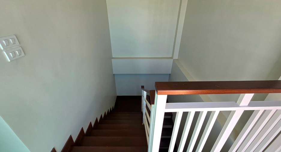 For rent 4 bedrooms villa in Cha Am, Phetchaburi