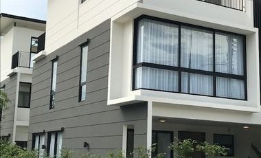 Casa adosada en venta de 3 habitaciones en Thalang, Phuket