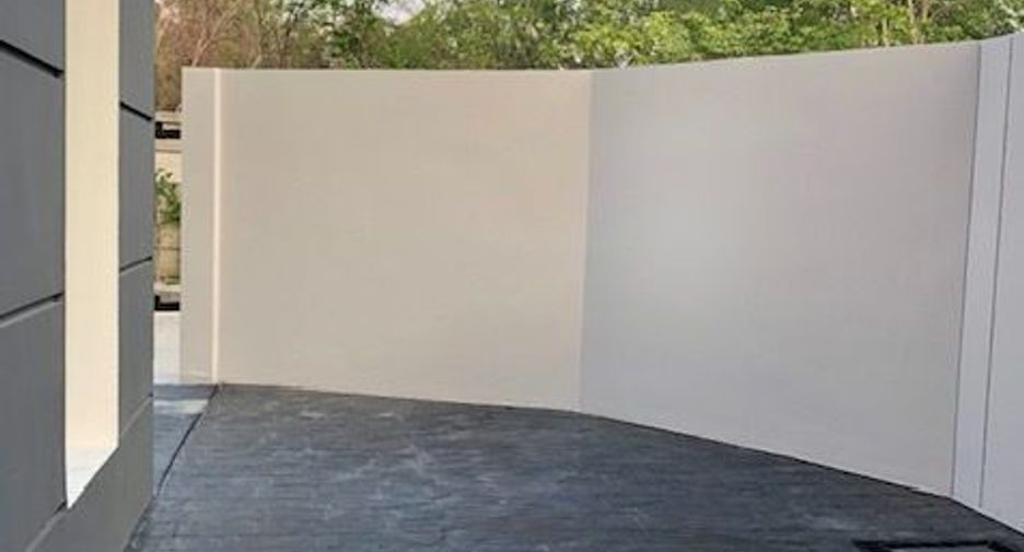 For sale 3 bedrooms townhouse in Thalang, Phuket