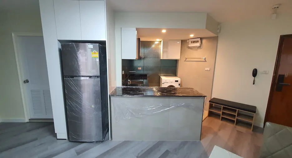 Condo en venta de 2 habitaciones en Yan Nawa, Bangkok