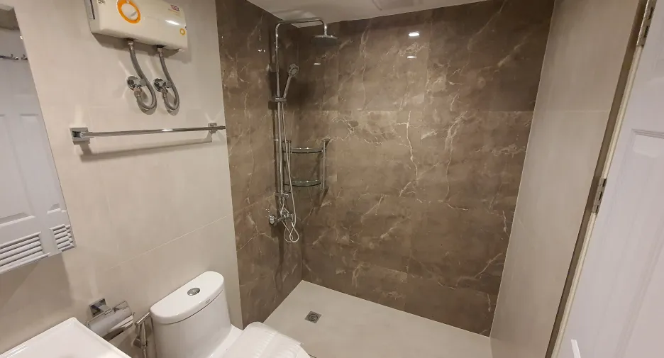 Condo en venta de 2 habitaciones en Yan Nawa, Bangkok