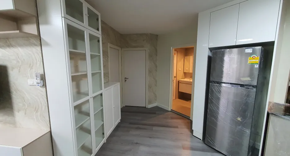 Condo en venta de 2 habitaciones en Yan Nawa, Bangkok