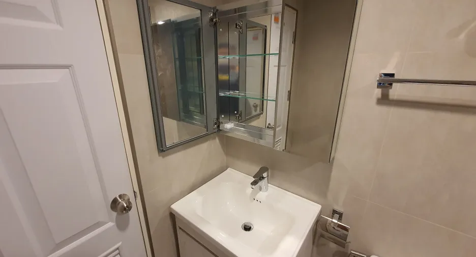 Condo en venta de 2 habitaciones en Yan Nawa, Bangkok