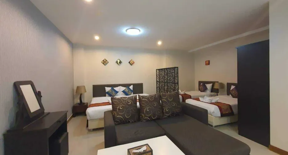For sale 31 bedrooms hotel in Mueang Chiang Mai, Chiang Mai