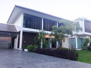 Продажа и аренда 4 спальни вилла в Mueang Chiang Mai, Чианг Маи