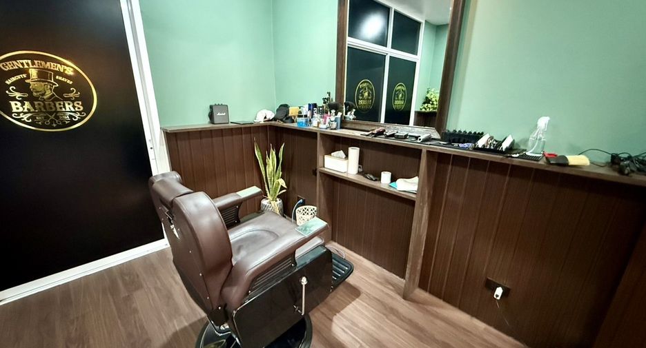 For sale 2 bedrooms retail Space in Hua Hin, Prachuap Khiri Khan