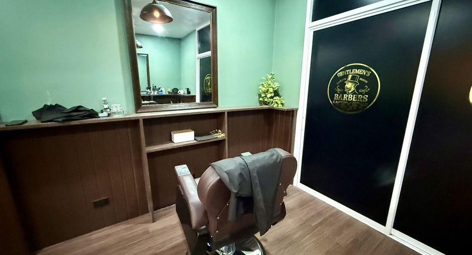 For sale 2 bedrooms retail Space in Hua Hin, Prachuap Khiri Khan