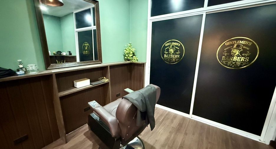 For sale 2 bedrooms retail Space in Hua Hin, Prachuap Khiri Khan