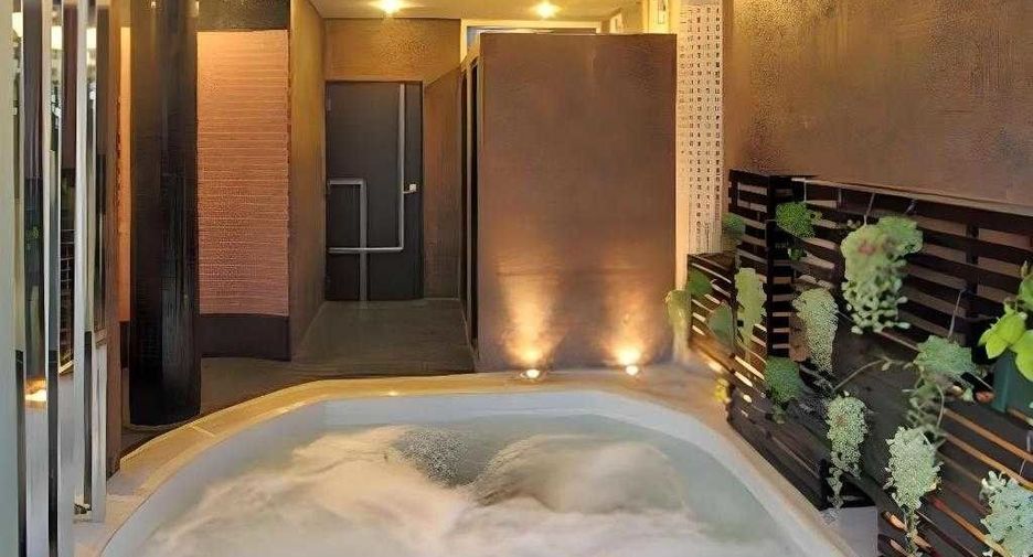 Продажа 12 спальни отель в Mueang Chiang Mai, Чианг Маи