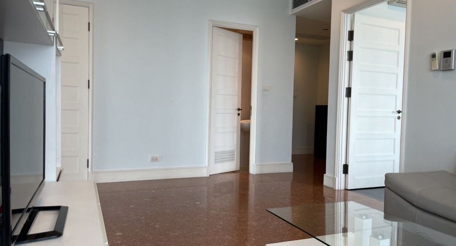À vendre et à louer 3 chambres condo à Khlong Toei, Bangkok