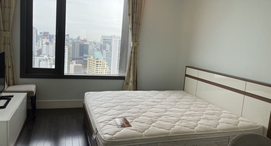 À vendre et à louer 3 chambres condo à Khlong Toei, Bangkok