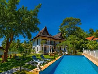 For sale 12 bedrooms hotel in Ko Samui, Surat Thani